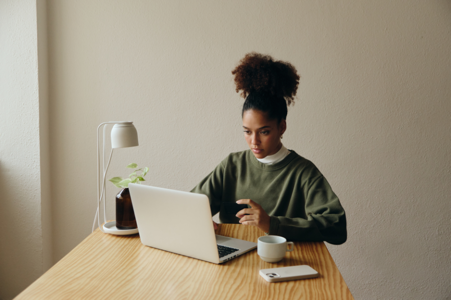 Student taking online test